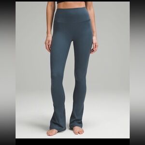 Lululemon Align HR Mini Flare 28” xshort - NWT